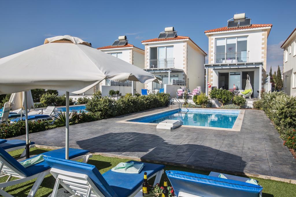 Gorgona Villas Ayia Napa Bagian luar foto